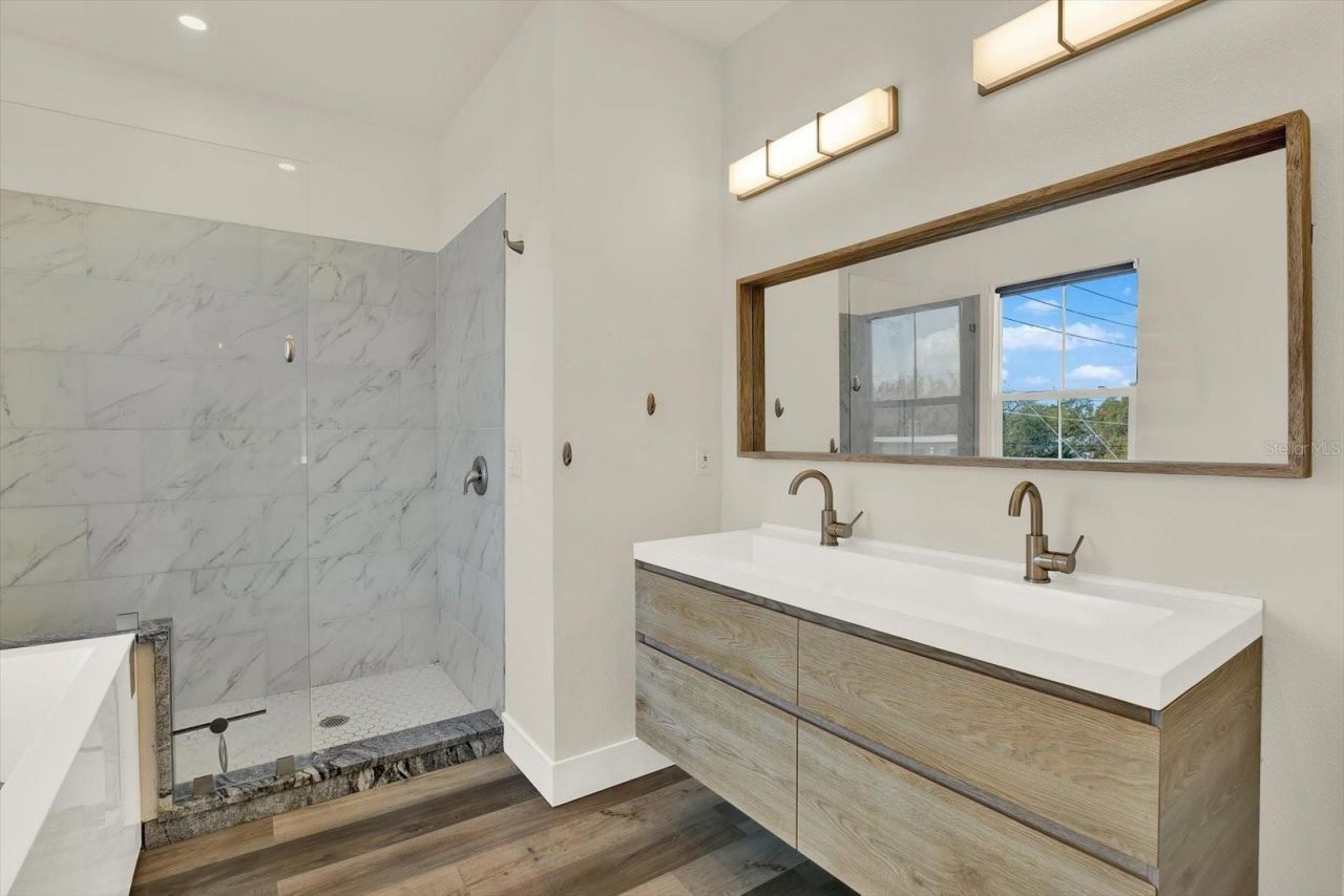 1299 5th Street S, Saint Petersburg, FL 33701 Photo