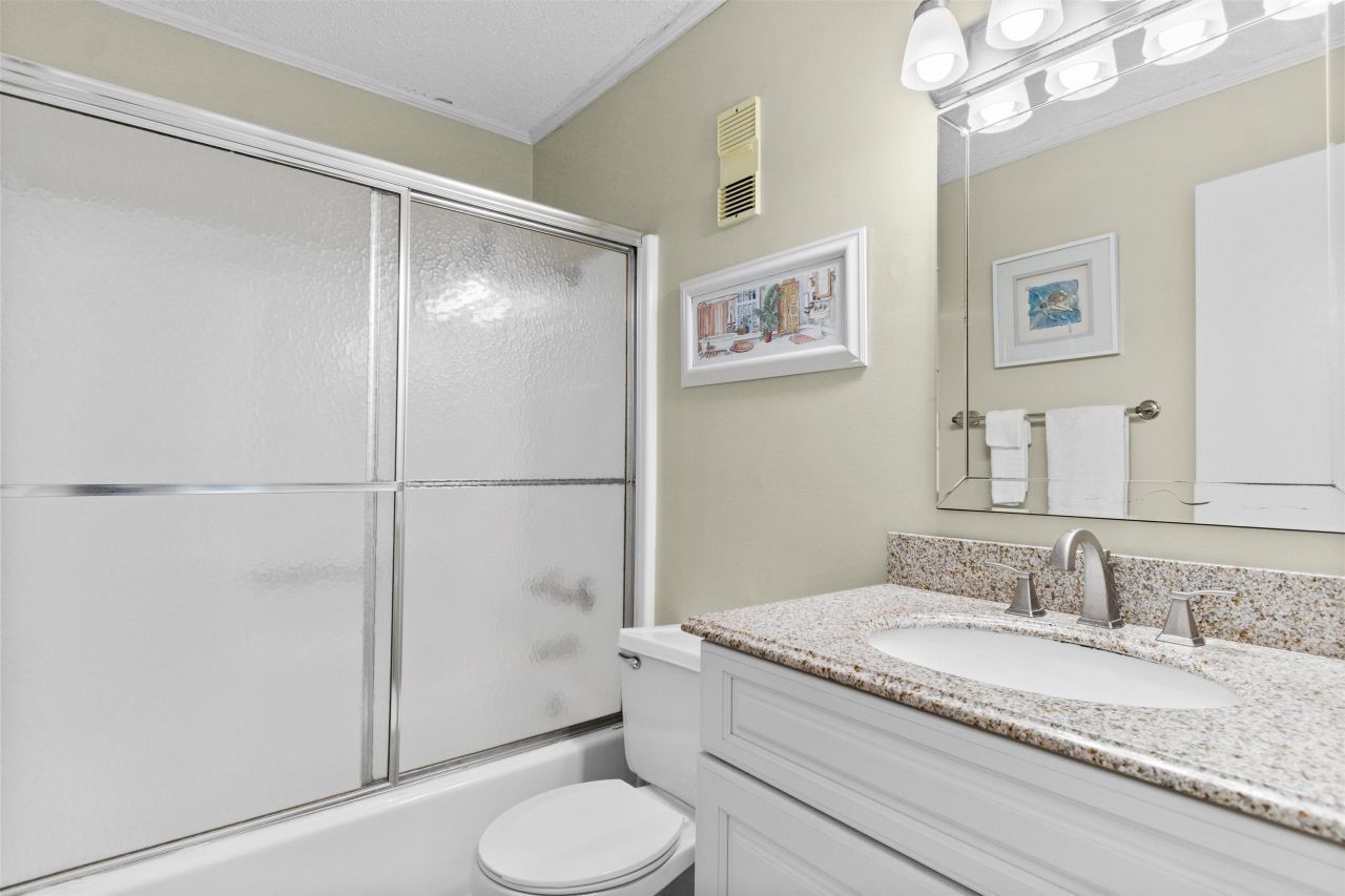 201 76th Ave. N Photo 22