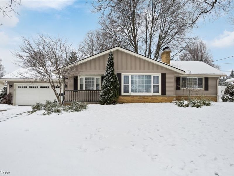 236 Knollwood Drive, Wadsworth, OH 44281 Photo 1