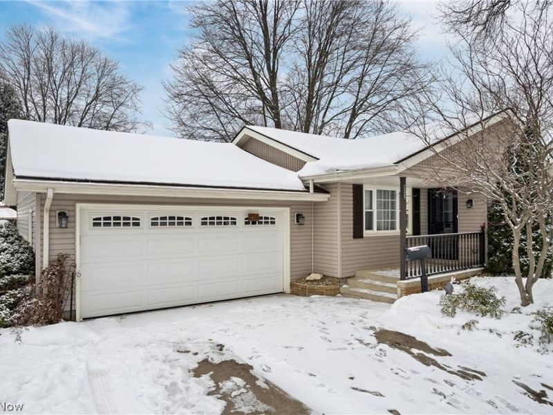 236 Knollwood Drive, Wadsworth, OH 44281 Photo 3