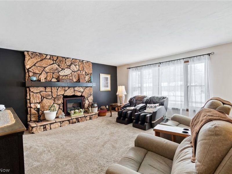 236 Knollwood Drive, Wadsworth, OH 44281 Photo 7