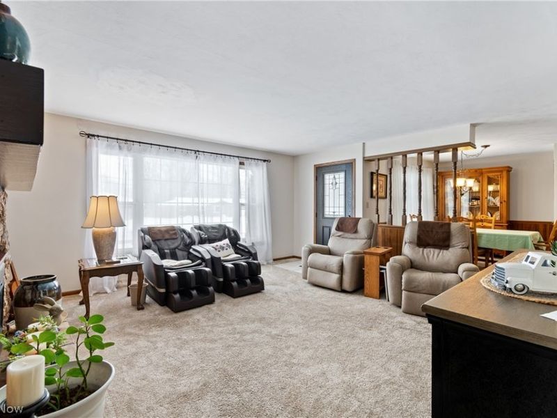 236 Knollwood Drive, Wadsworth, OH 44281 Photo 9