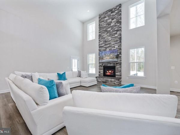 112 LAKE BLUFF COURT, FREDERICKSBURG, VA 22406