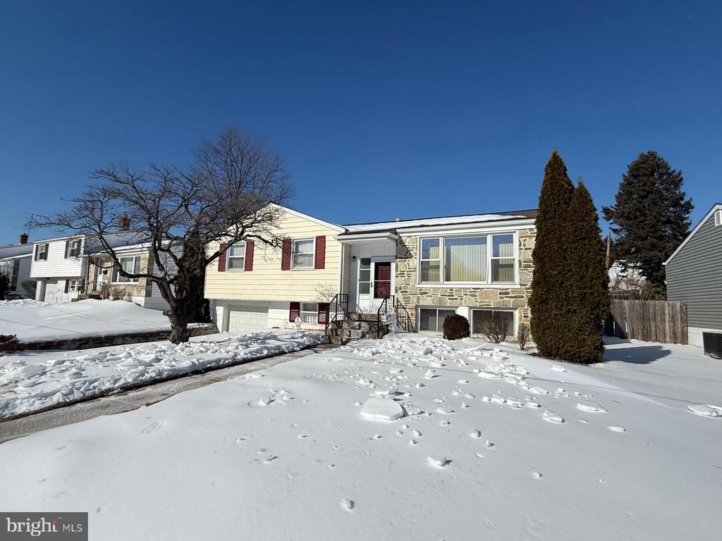 11616 Barlow Street, Philadelphia, PA 19116 Main Photo