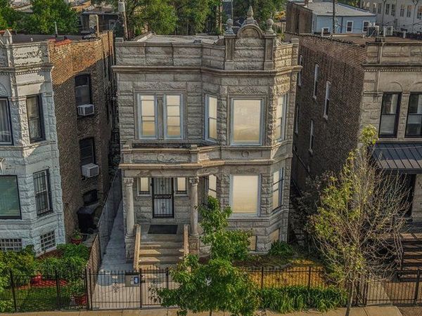 3220 W Polk Street, Unit 1, Chicago, IL 60624