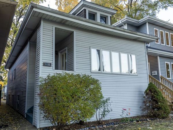 1133 S Ridgeland Avenue, Oak Park, IL 60304