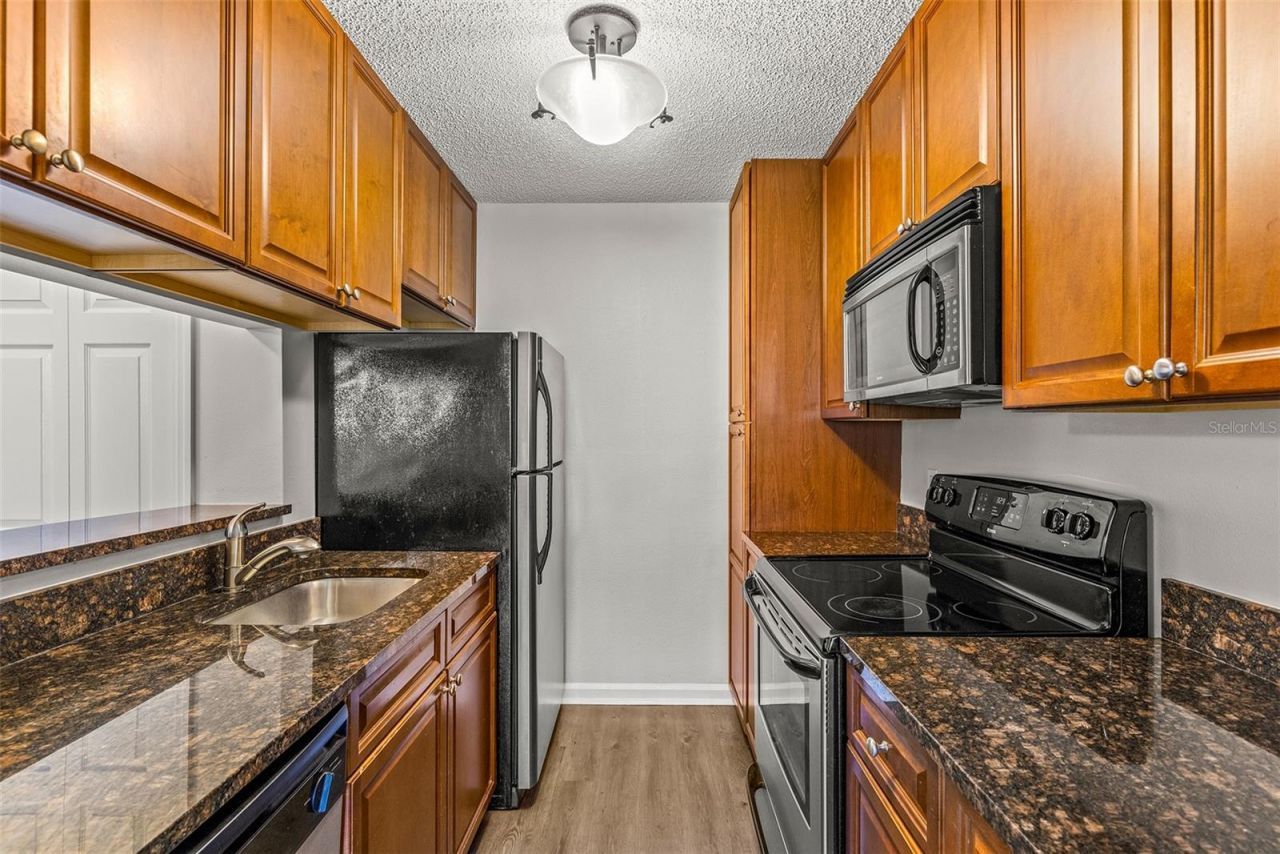 11901 4th Street N, Unit 6206, Saint Petersburg, FL 33716 Photo