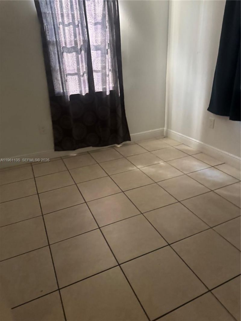 1940 NW 96th St, Miami, FL 33147 Photo