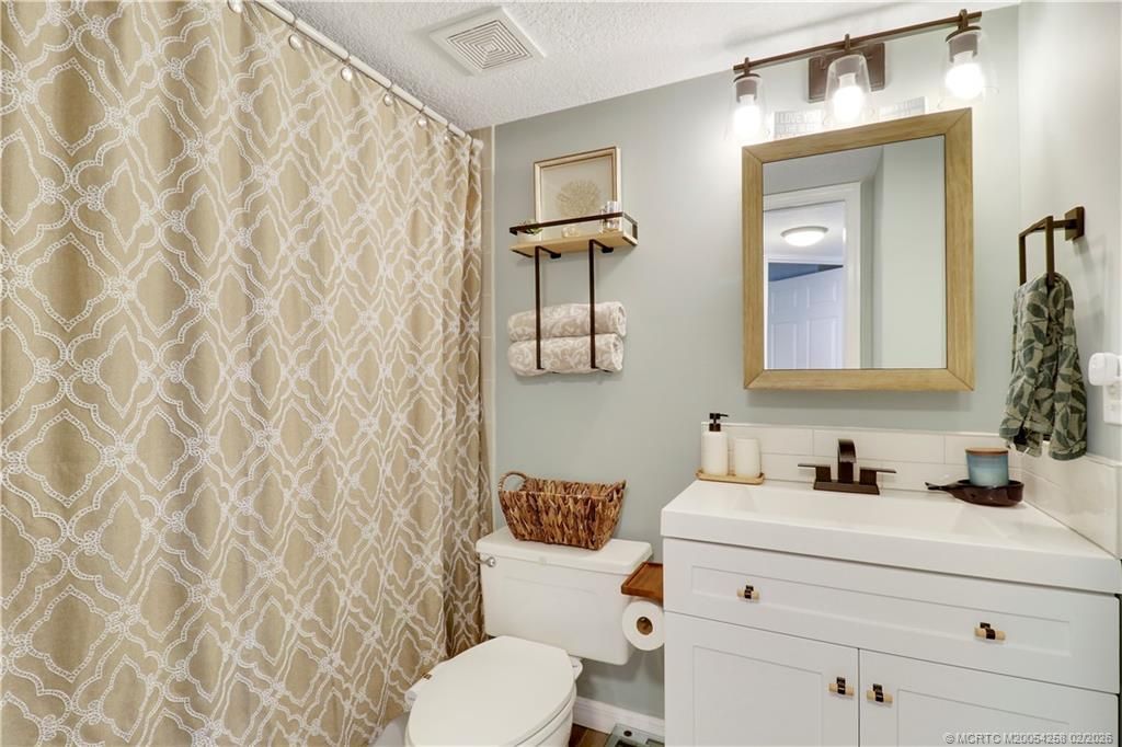 10000 S Ocean Drive, Unit 704, Jensen Beach, FL 34957 Photo