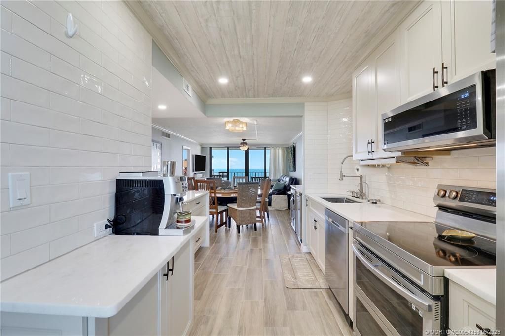 10000 S Ocean Drive, Unit 704, Jensen Beach, FL 34957 Photo