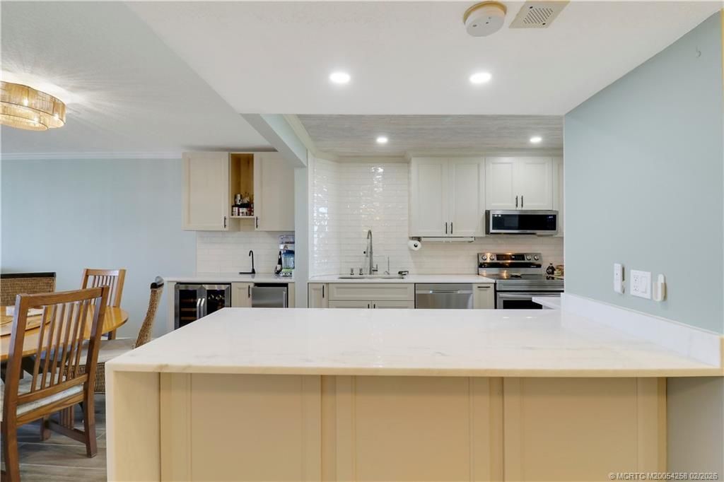 10000 S Ocean Drive, Unit 704, Jensen Beach, FL 34957 Photo