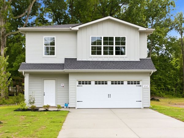 257 Spring St, La Vergne, TN 37086