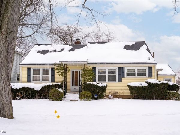 401 Louisiana Avenue, Elyria, OH 44035