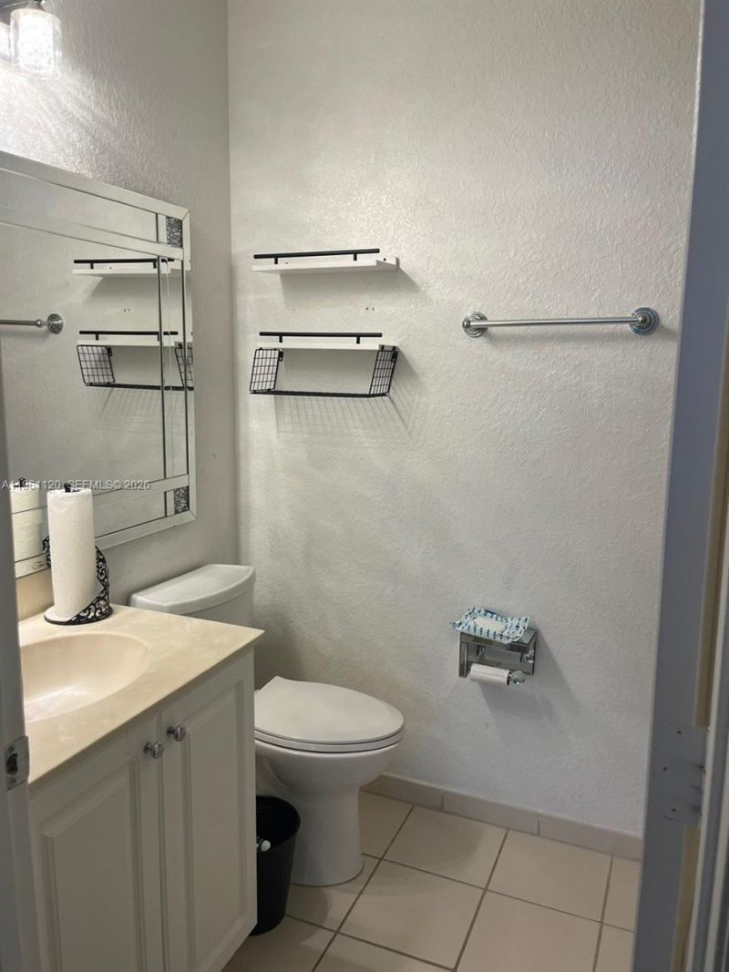 4211 Napoli Lake Dr, Unit 4211, Riviera Beach, FL 33410 Photo