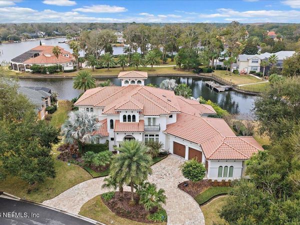 1397 MOSS CREEK Drive, Jacksonville, FL 32225