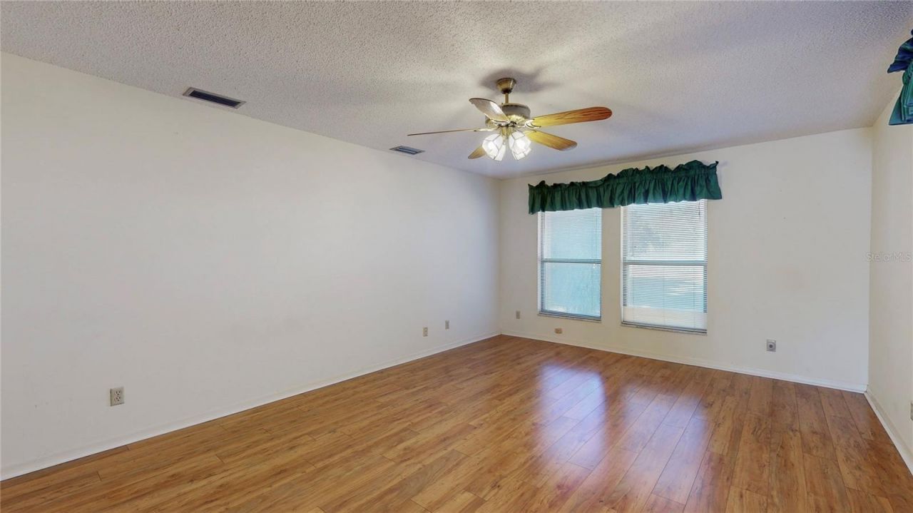 13 Hermosa Drive, Eustis, FL 32726 Photo