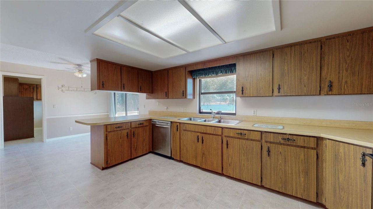 13 Hermosa Drive, Eustis, FL 32726 Photo