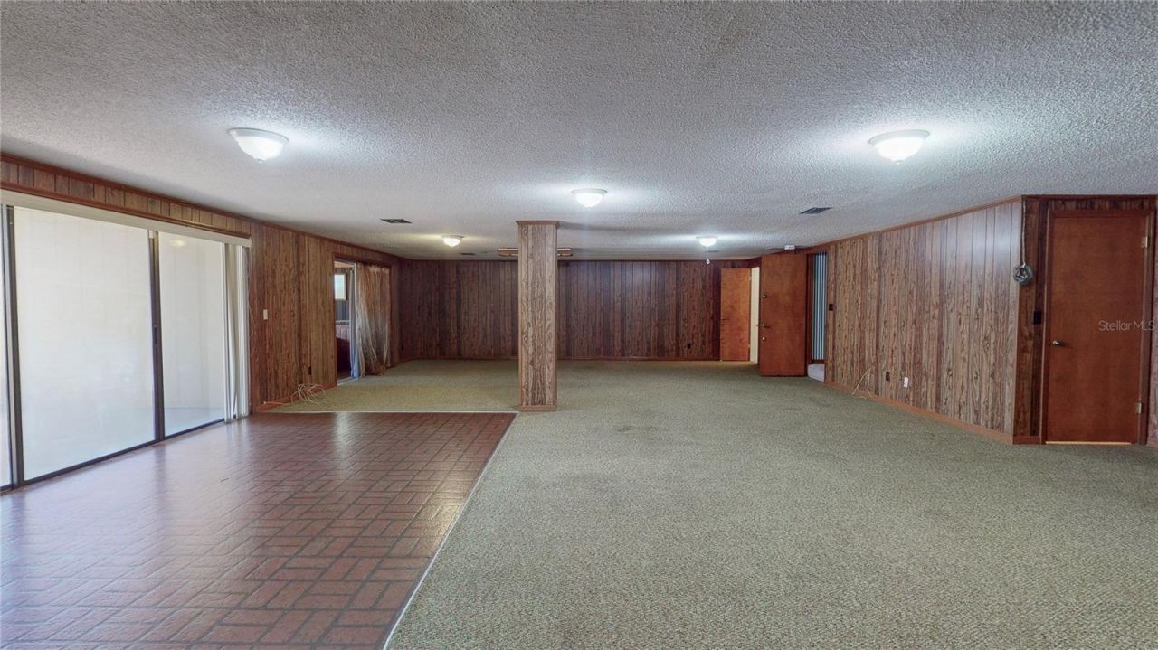 13 Hermosa Drive, Eustis, FL 32726 Photo