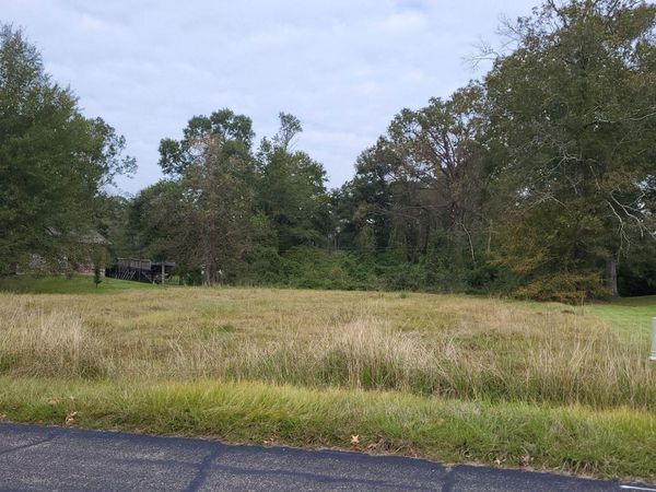 16835 E Coliseum Ave, Baton Rouge, LA 70816