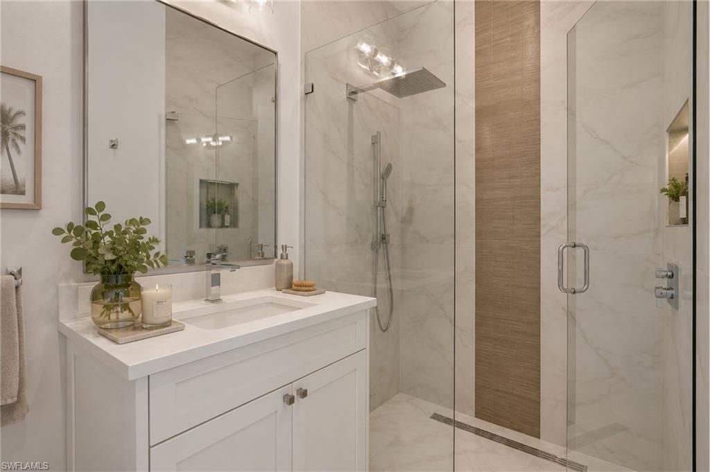 623 Park Shore Dr, Naples, FL 34103 Photo
