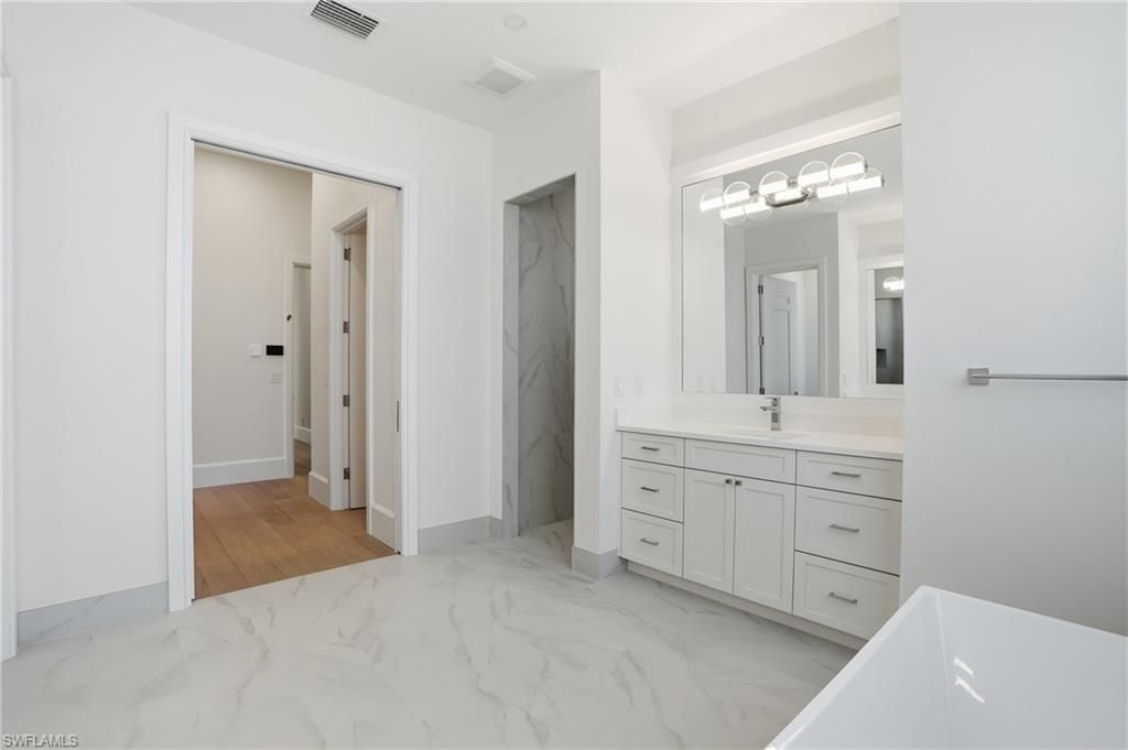 623 Park Shore Dr, Naples, FL 34103 Photo