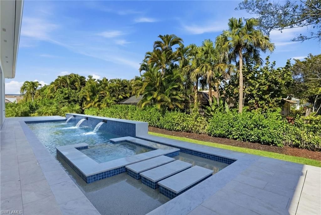 623 Park Shore Dr, Naples, FL 34103 Photo