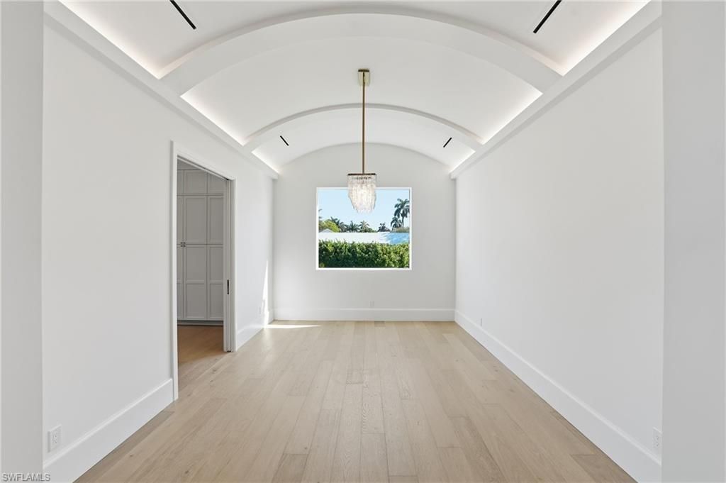 623 Park Shore Dr, Naples, FL 34103 Photo