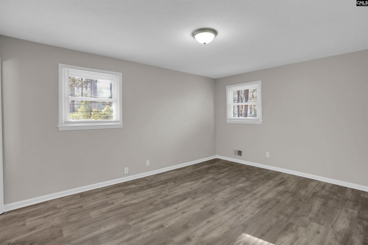 2620 Pleasant Ridge Drive  Photo 23