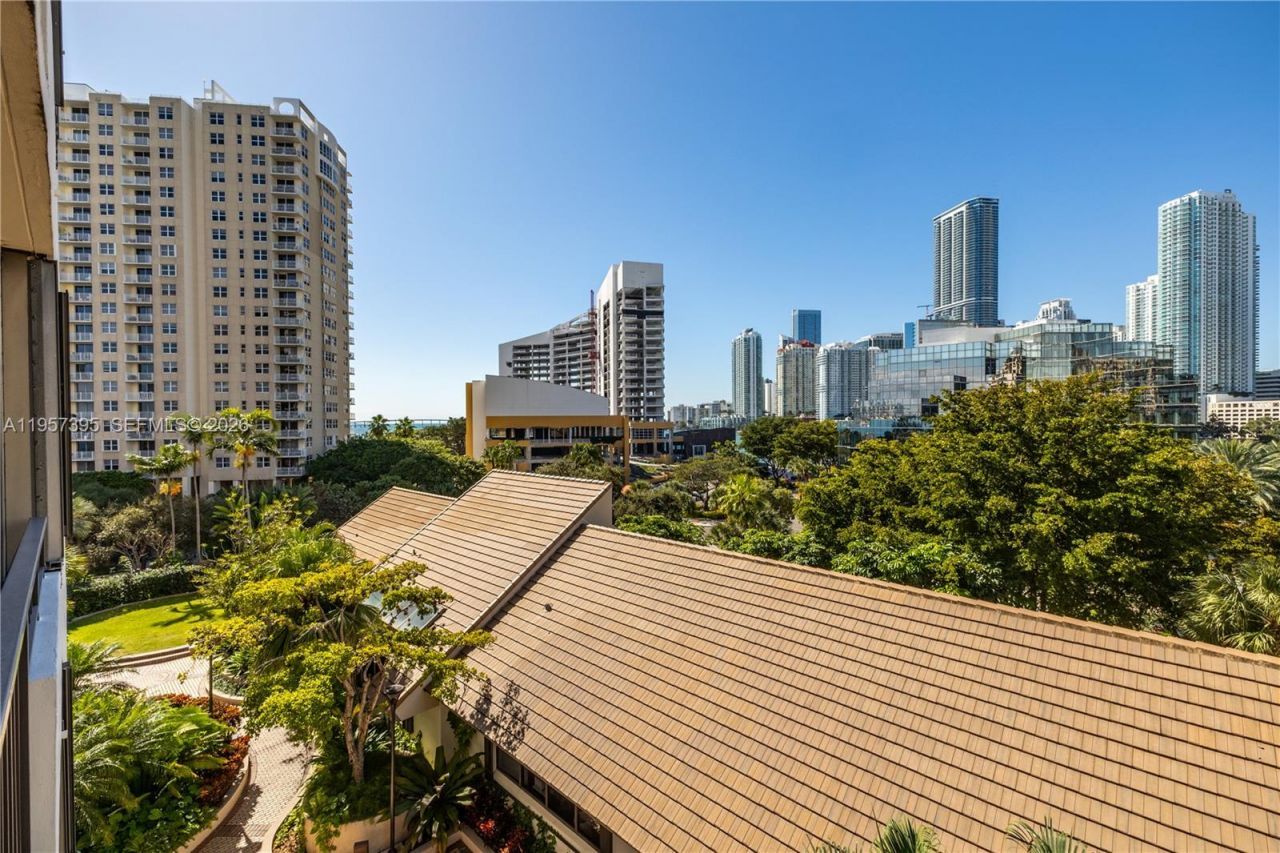 520 W Brickell Key Dr, Unit A619, Miami, FL 33131 Photo