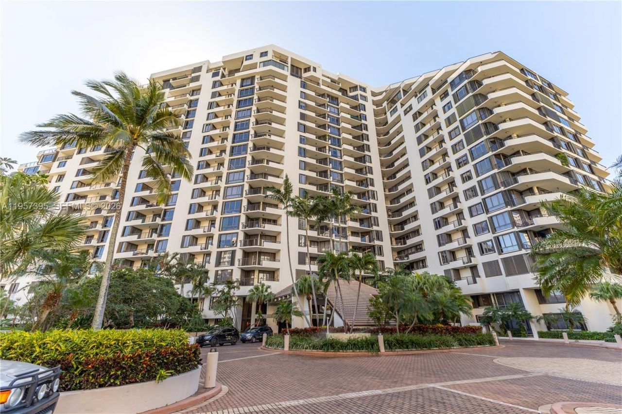 520 W Brickell Key Dr, Unit A619, Miami, FL 33131 Photo