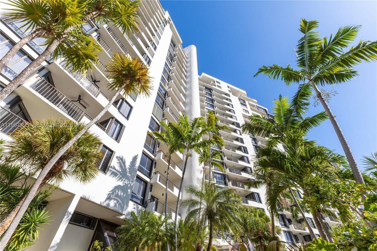 520 W Brickell Key Dr, Unit A619, Miami, FL 33131 Photo