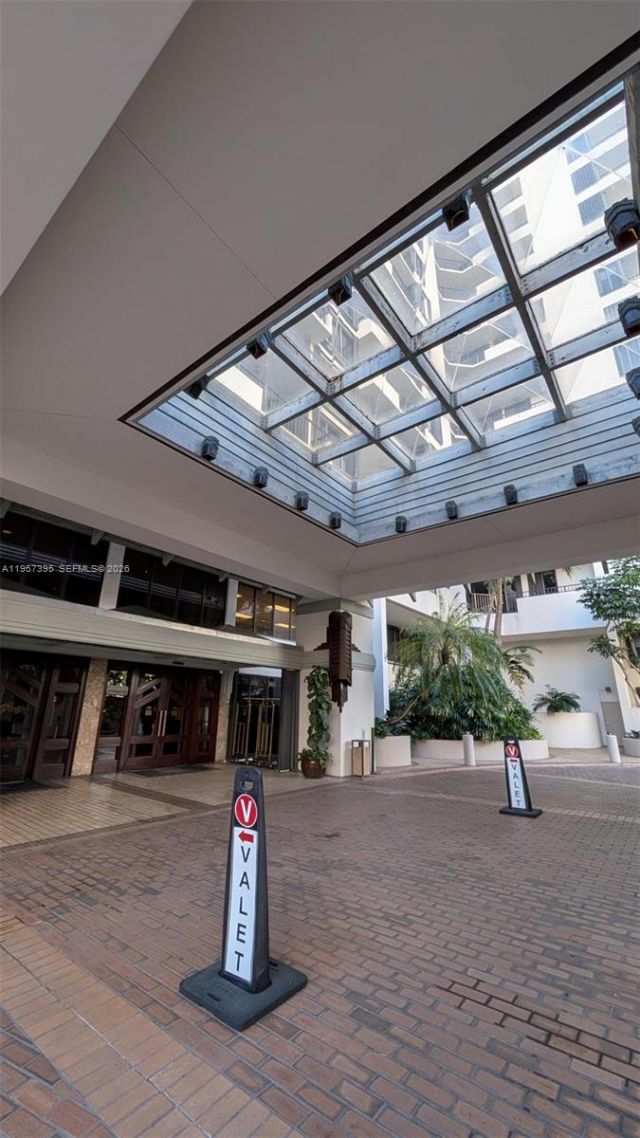 520 W Brickell Key Dr, Unit A619, Miami, FL 33131 Photo