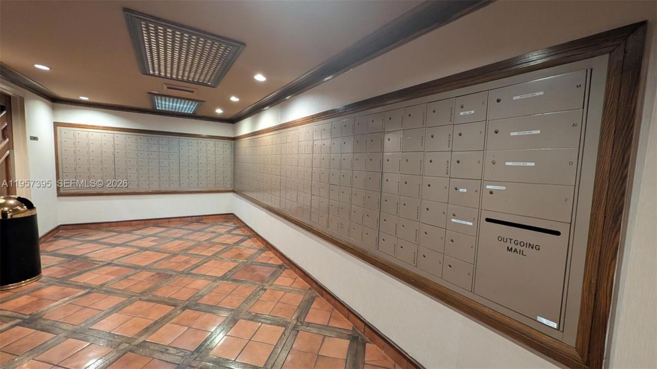 520 W Brickell Key Dr, Unit A619, Miami, FL 33131 Photo