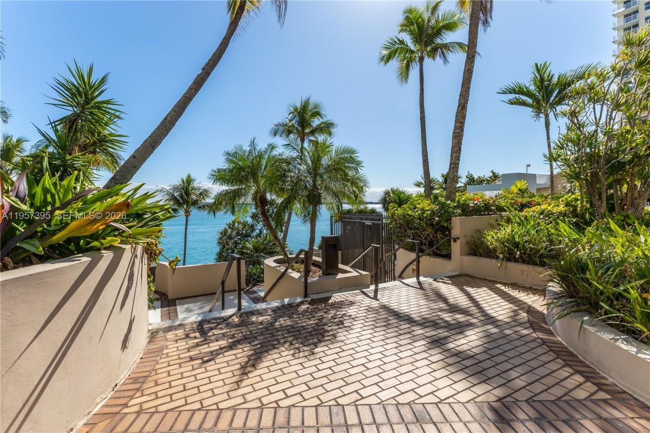 520 W Brickell Key Dr, Unit A619, Miami, FL 33131 Photo