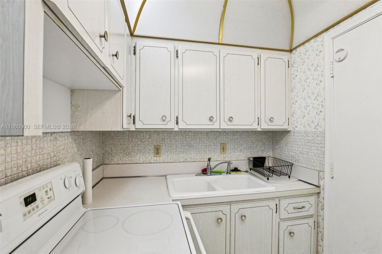 310 S Cypress Rd, Unit 730, Pompano Beach, FL 33060 Photo