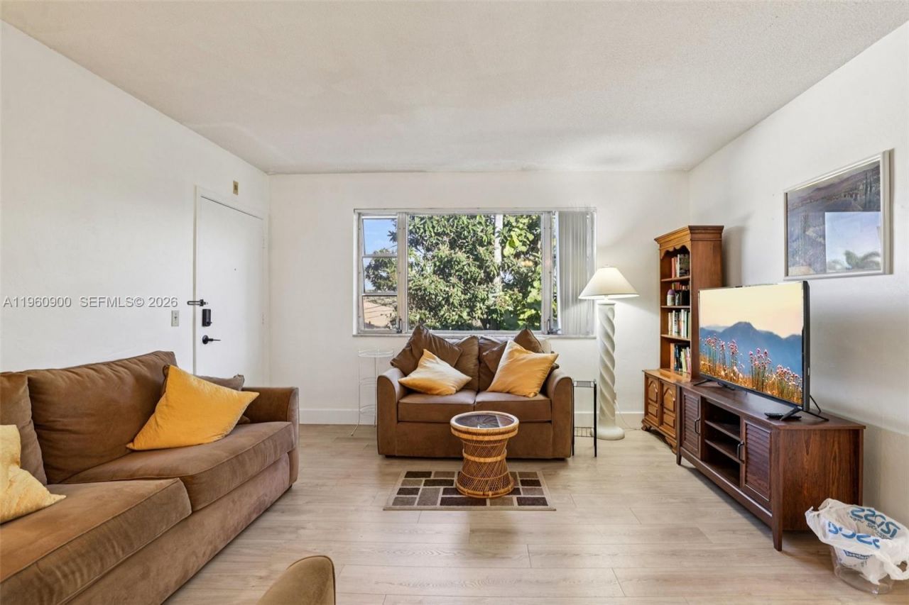 310 S Cypress Rd, Unit 730, Pompano Beach, FL 33060 Photo