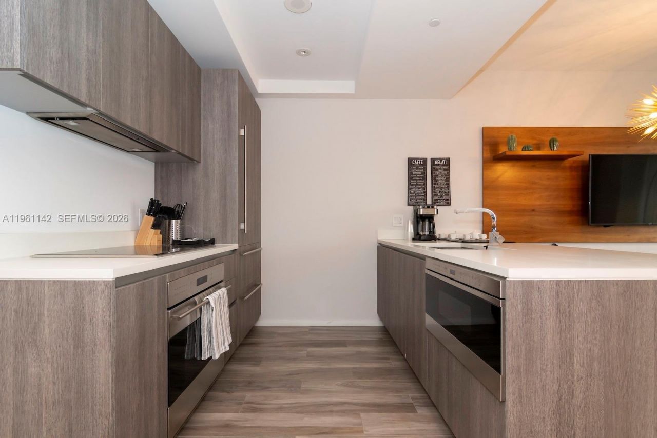 801 S Miami Ave , Unit 3803, Miami, FL 33130 Photo