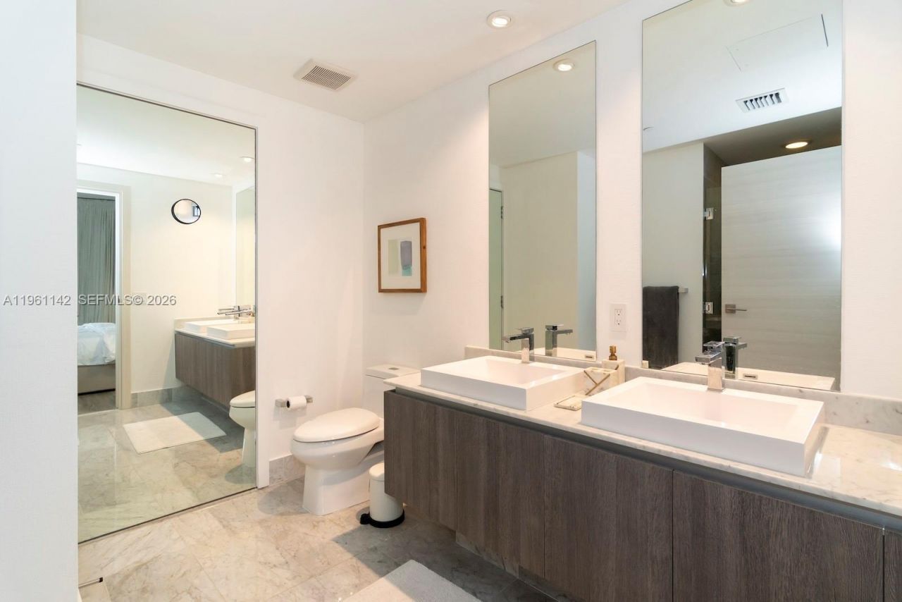 801 S Miami Ave , Unit 3803, Miami, FL 33130 Photo