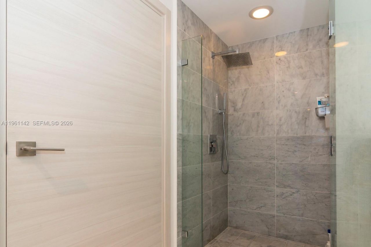 801 S Miami Ave , Unit 3803, Miami, FL 33130 Photo