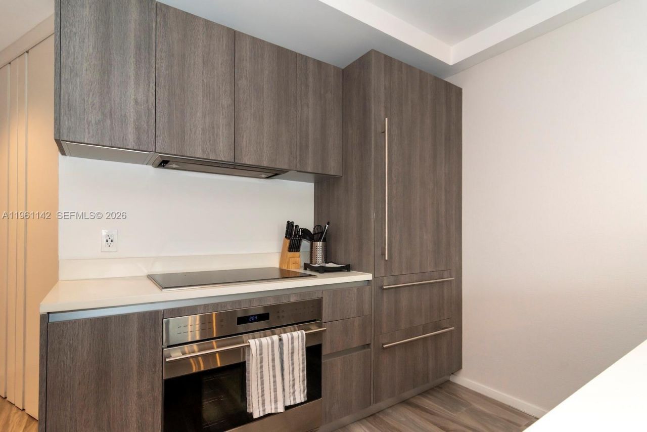 801 S Miami Ave , Unit 3803, Miami, FL 33130 Photo