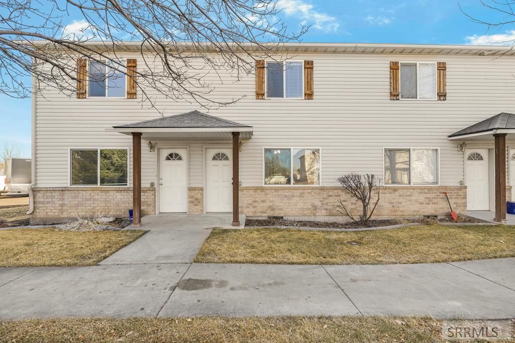 612 Sunflower Road, Rexburg, ID 83440 Main Photo