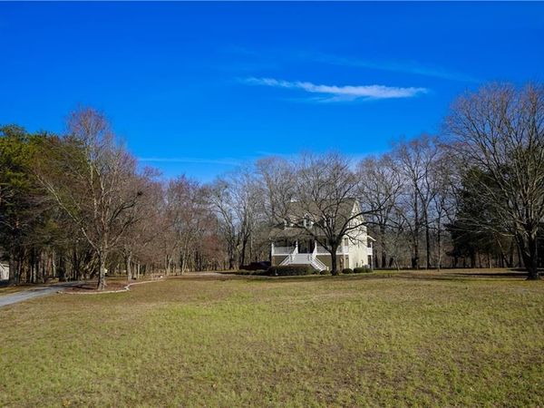 227 Bates Road SE, Cartersville, GA 30120