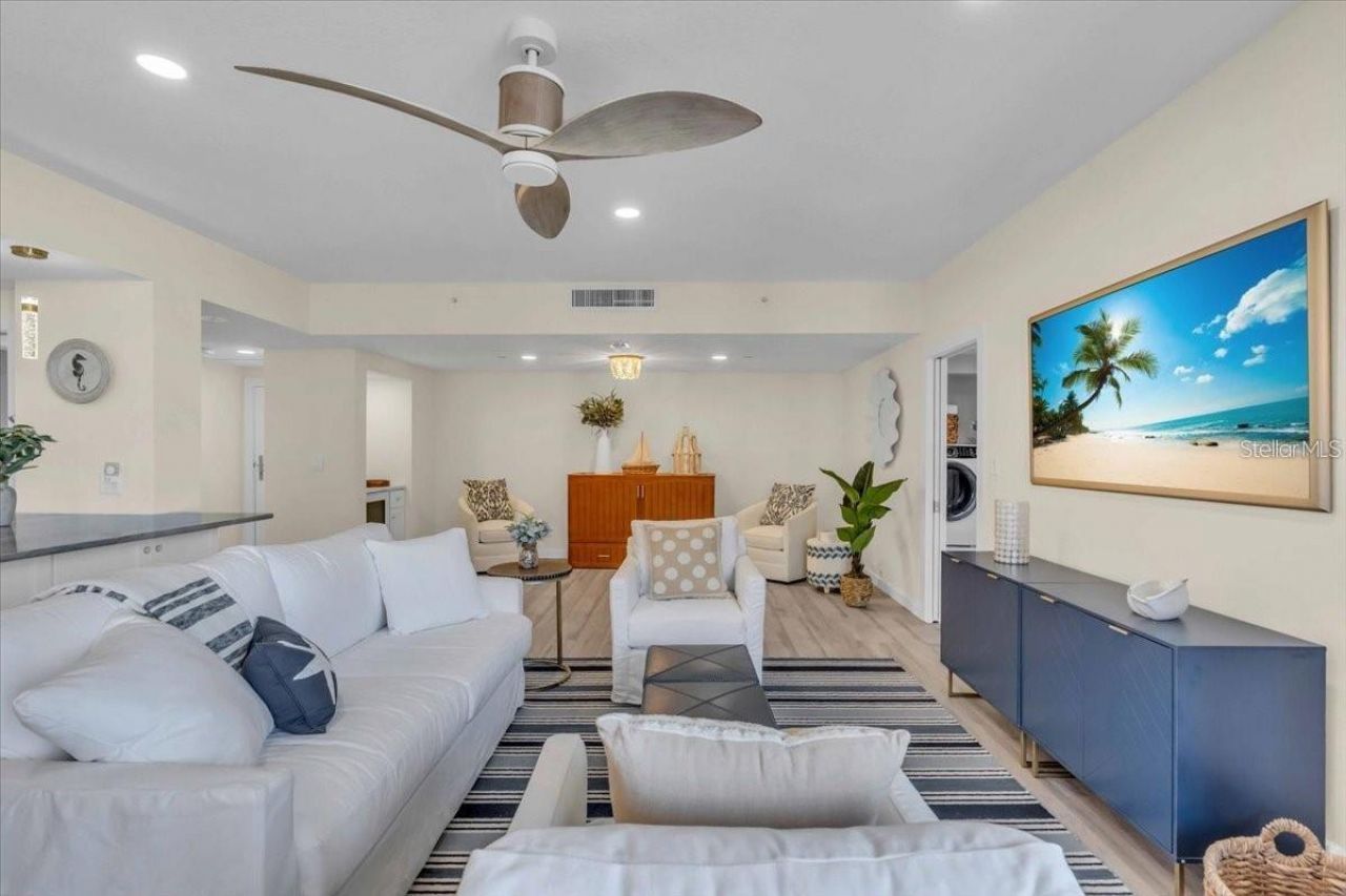 1211 Gulf Of Mexico Drive, Unit 403, Longboat Key, FL 34228 Photo