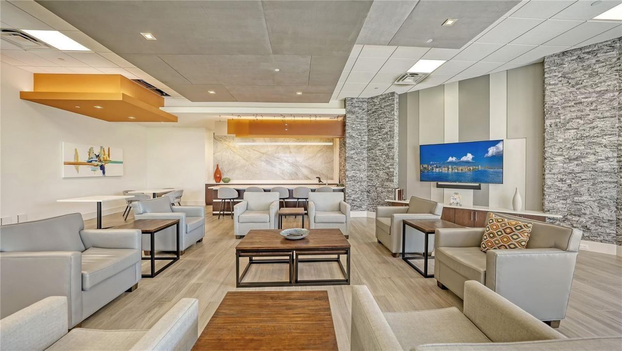 1211 Gulf Of Mexico Drive, Unit 403, Longboat Key, FL 34228 Photo