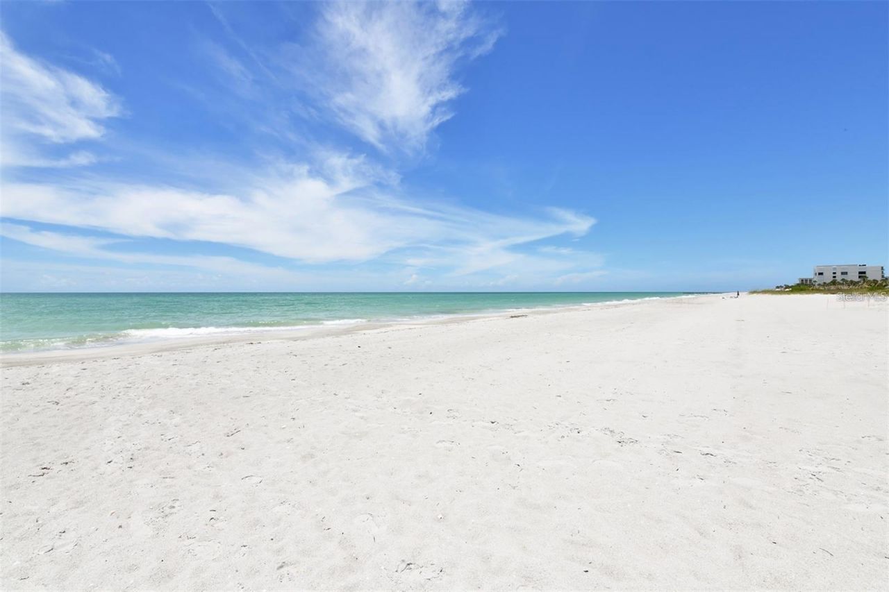 1211 Gulf Of Mexico Drive, Unit 403, Longboat Key, FL 34228 Photo