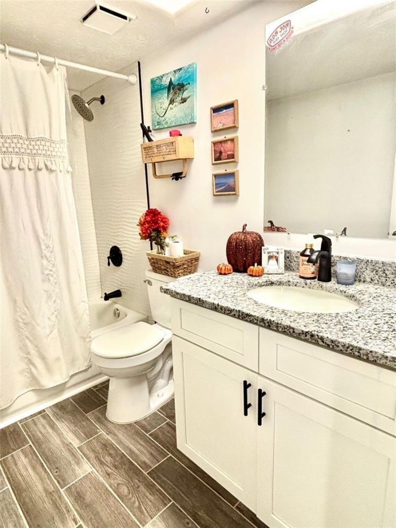 526 Live Oak Street, Unit 105, Edgewater, FL 32132 Photo