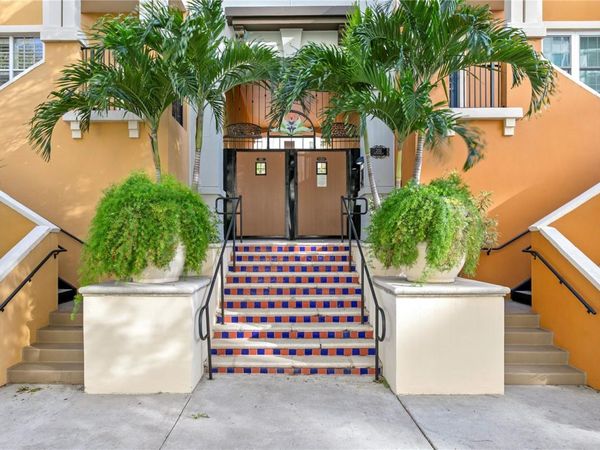 200 4TH AVENUE S, Unit 401, ST PETERSBURG, FL 33701