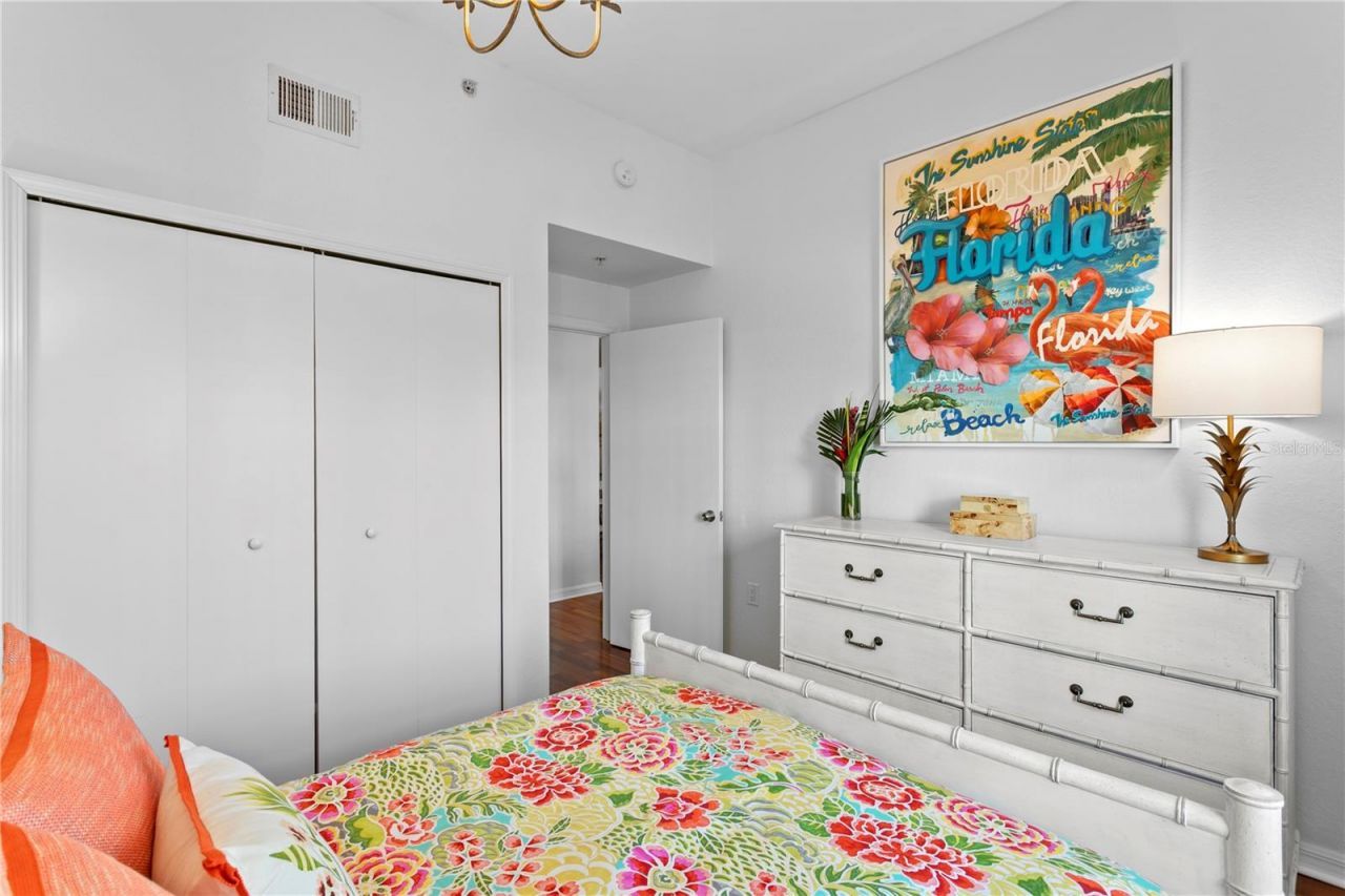 200 4th Avenue S, Unit 401, Saint Petersburg, FL 33701 Photo