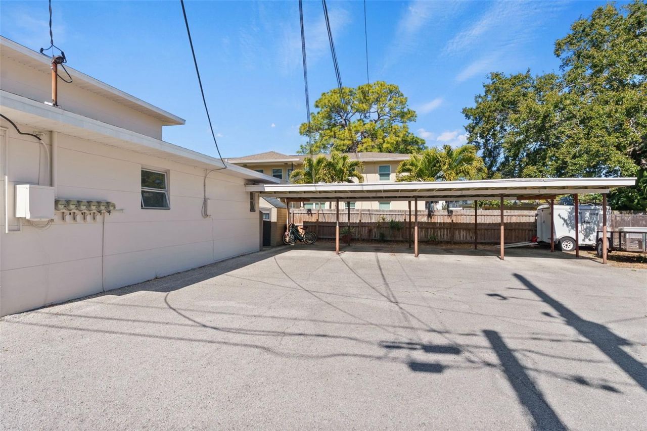 1121 Beach Drive Ne, Saint Petersburg, FL 33701 Photo