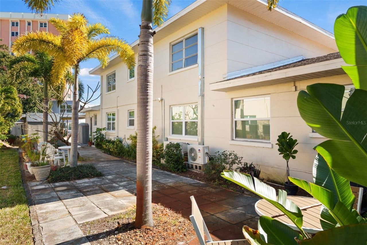 1121 Beach Drive Ne, Saint Petersburg, FL 33701 Photo